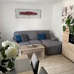 Apartment Near Yumbo And Cita