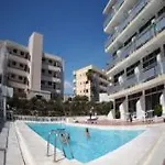 Strelitzias Apartments