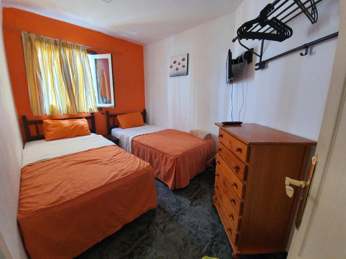 Full Flats And With Shared Toilet Wifi Free San Fernando * Playa del Inglés