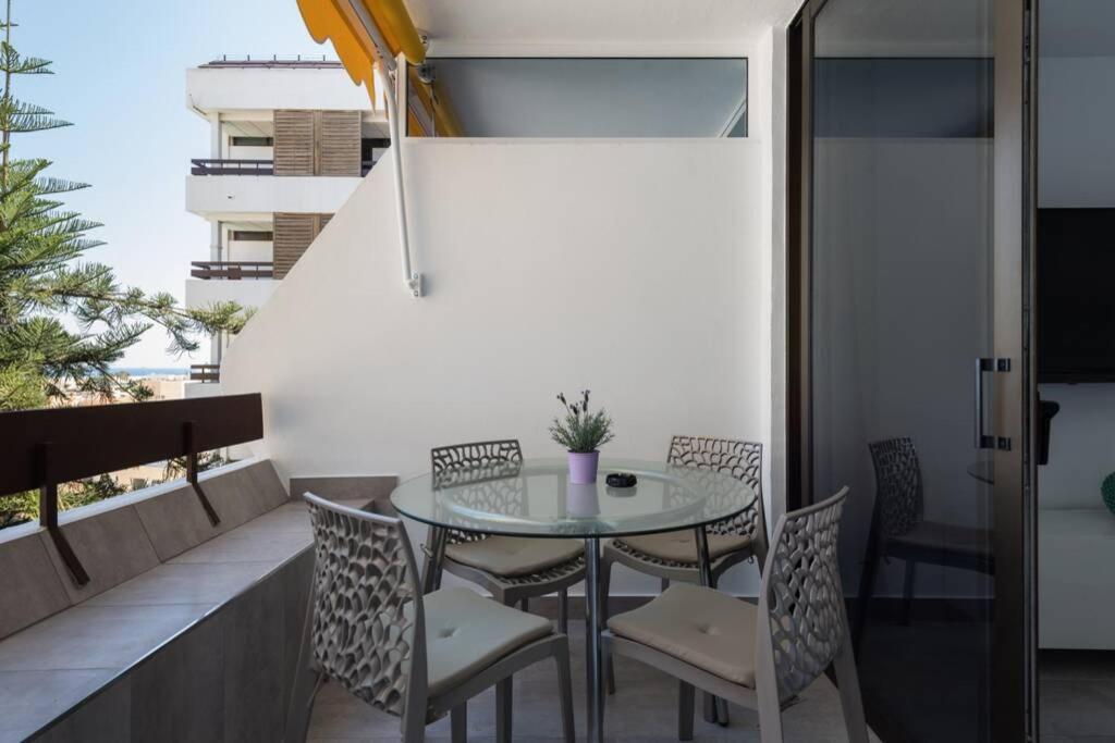 Modern With Sea Views And Fast Fiber Wifi Playa del Ingles (Gran Canaria)