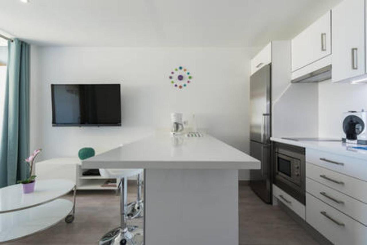 Apartment Modern With Sea Views And Fast Fiber Wifi *