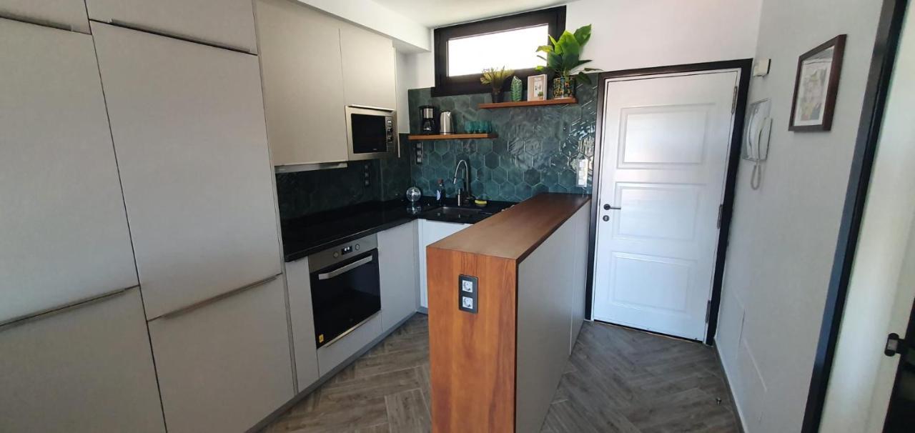 Sunset Apartment *