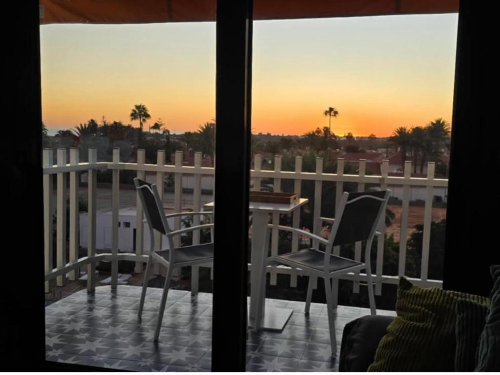 Sunset Apartment *