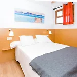 Flamingo Friendly Holiday Home