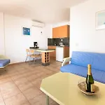 Apartamentos Karina