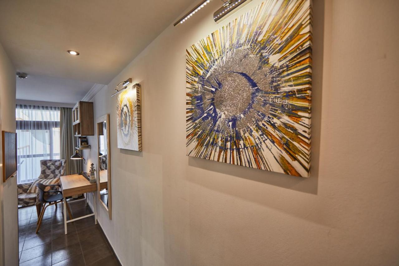 Stargate Apartment