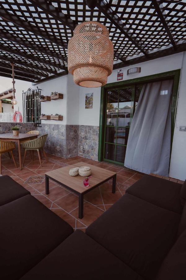 Holanda Tropic Villa *