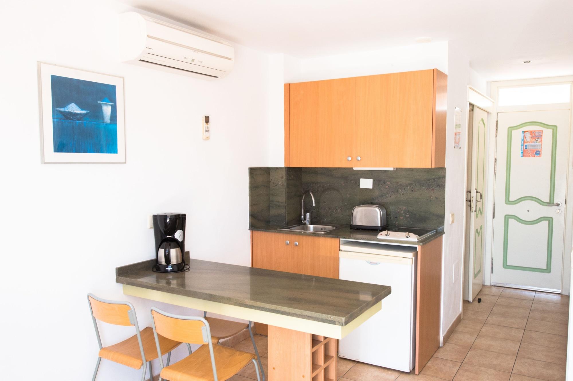 Karina Hotel