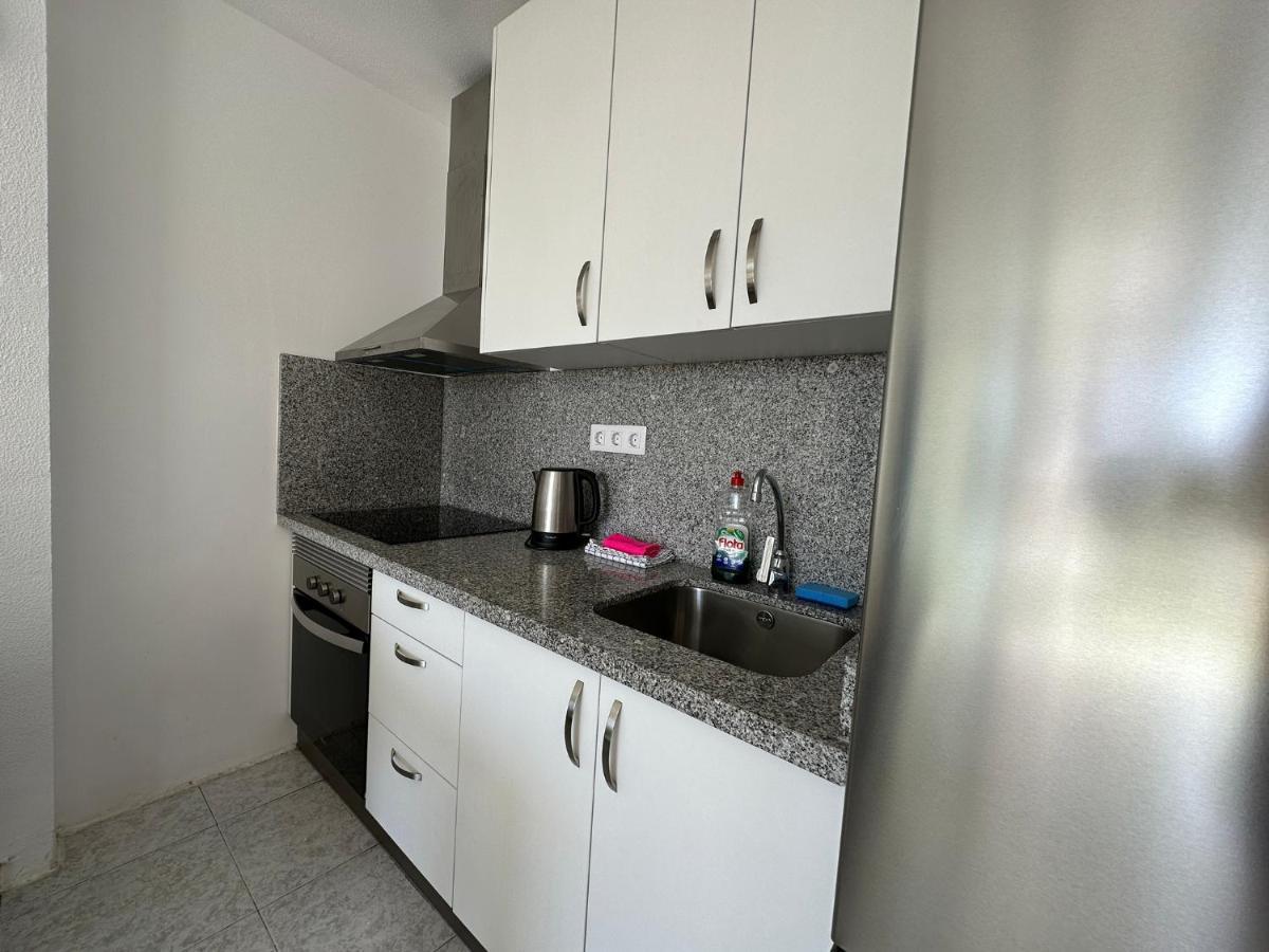 Apartment Sunny Tanife By Yumbo