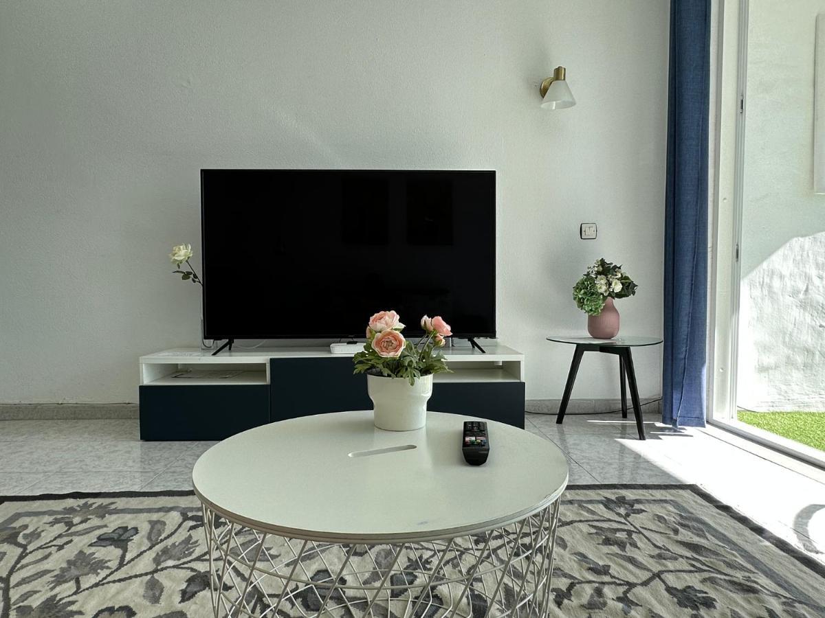 Apartment Sunny Tanife By Yumbo *