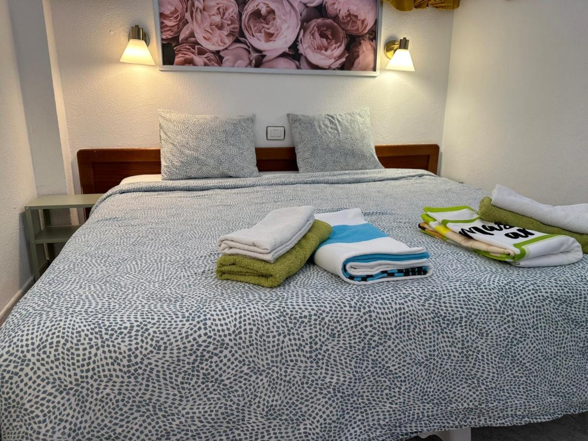 Sunny Tanife By Yumbo Apartment *