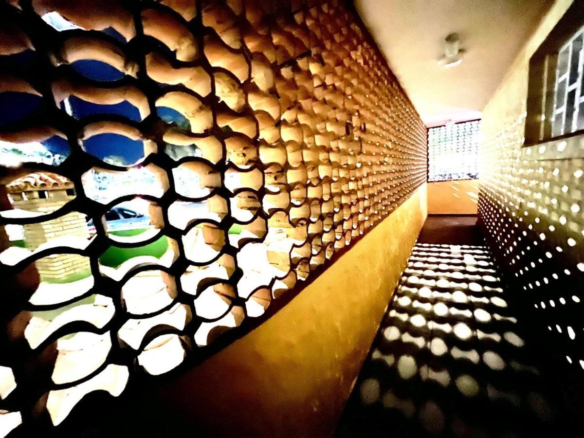 Mama Yumbo Apartment