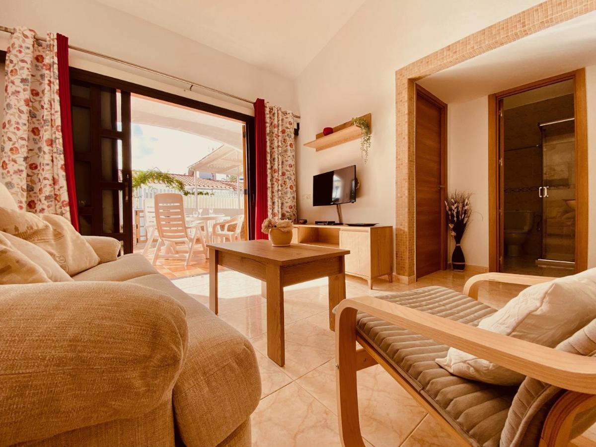 Holiday Bungalow With Terrace In Vakantiehuis *