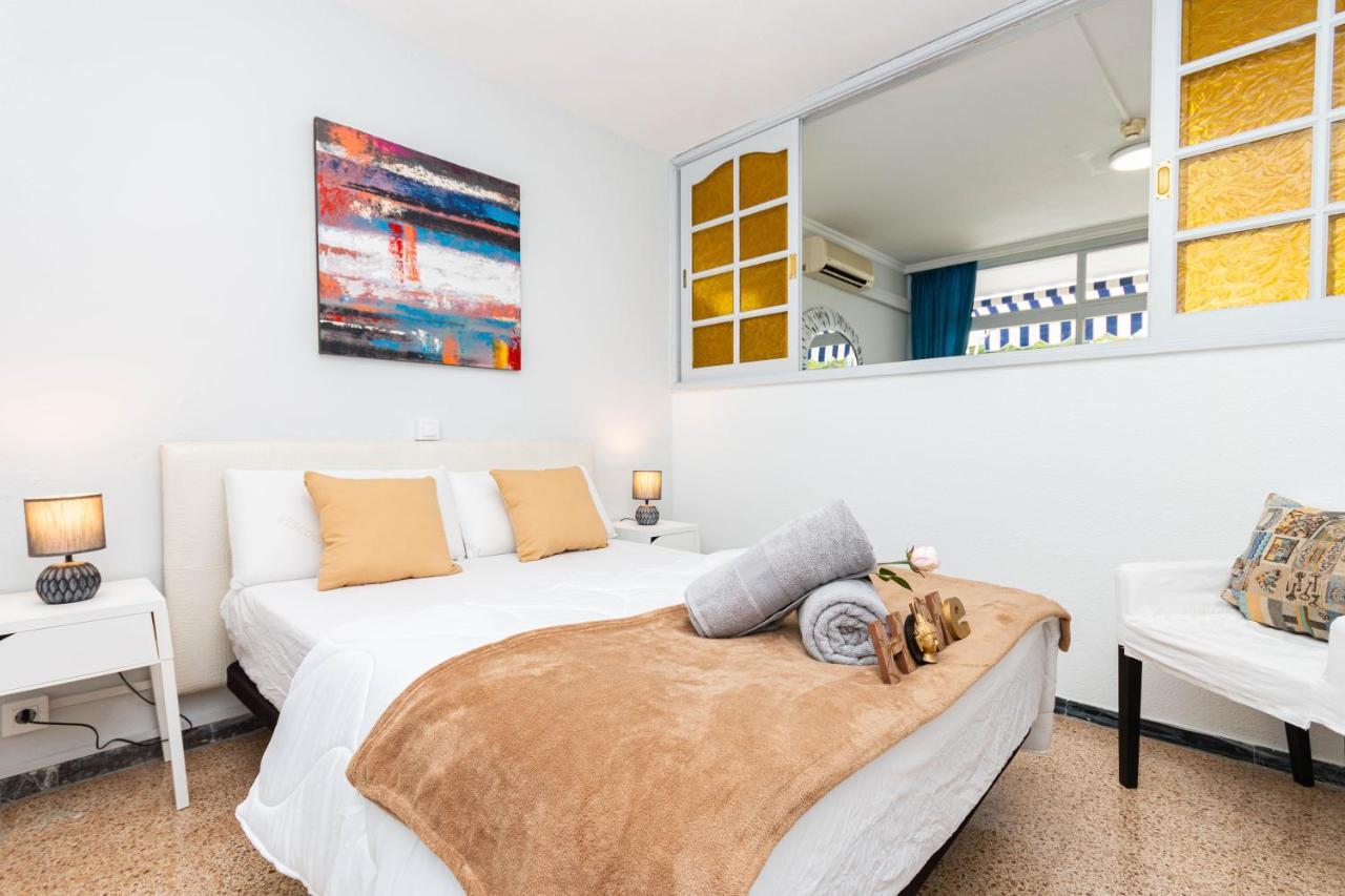 Serenity Yumbo - Europa 2min Yumbo - 5min From - Wifi Free - Air Conditioner - Private Services - Free Welcome Book - Cohote Conserjeria Gran Canaria Appartement Playa del Inglés