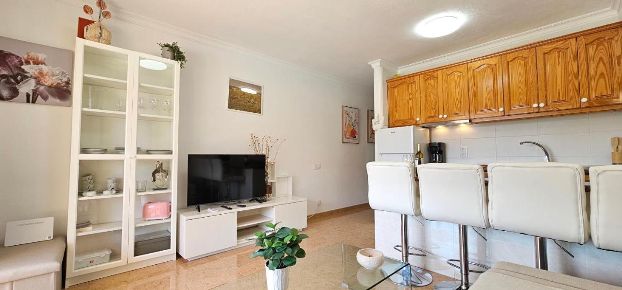 Apartment Bright *