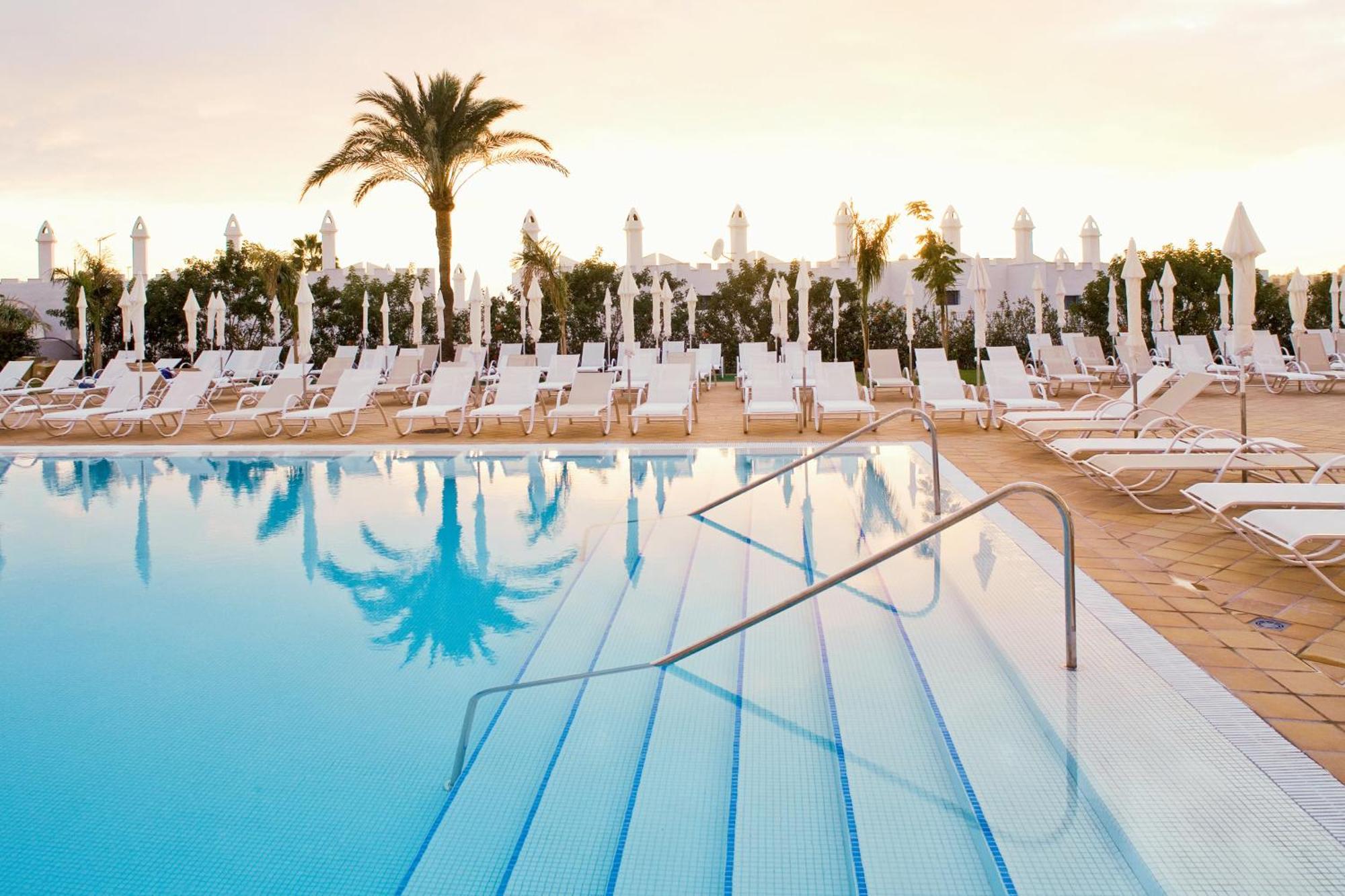 Sunprime Atlantic View & 4*