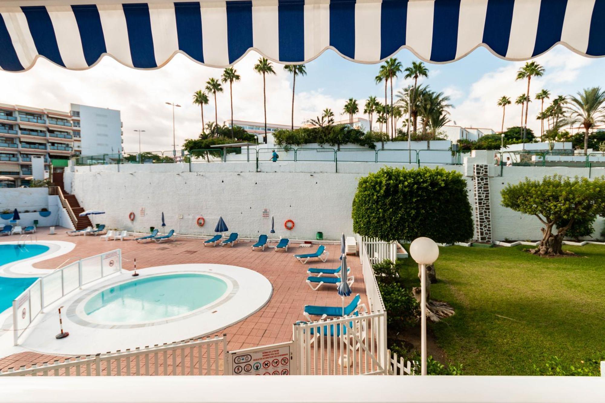 Serenity Yumbo - Europa 2min Yumbo - 5min From - Wifi Free - Air Conditioner - Private Services - Free Welcome Book - Cohote Conserjeria Gran Canaria *