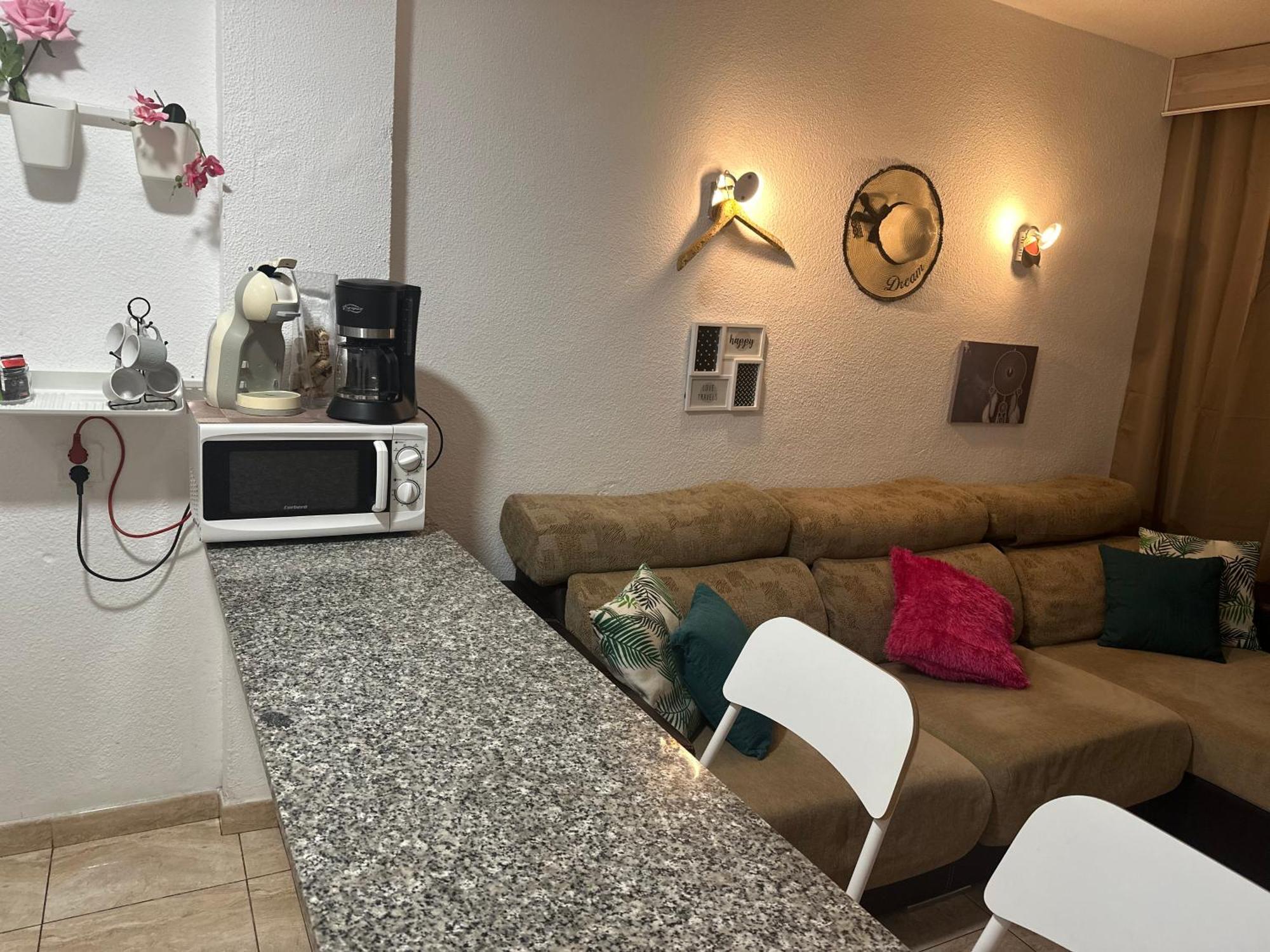 Appartement Teneguia-yumbo I *