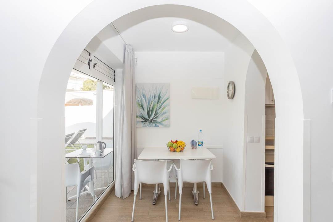 Lightbooking Alemania Piscina Privada *