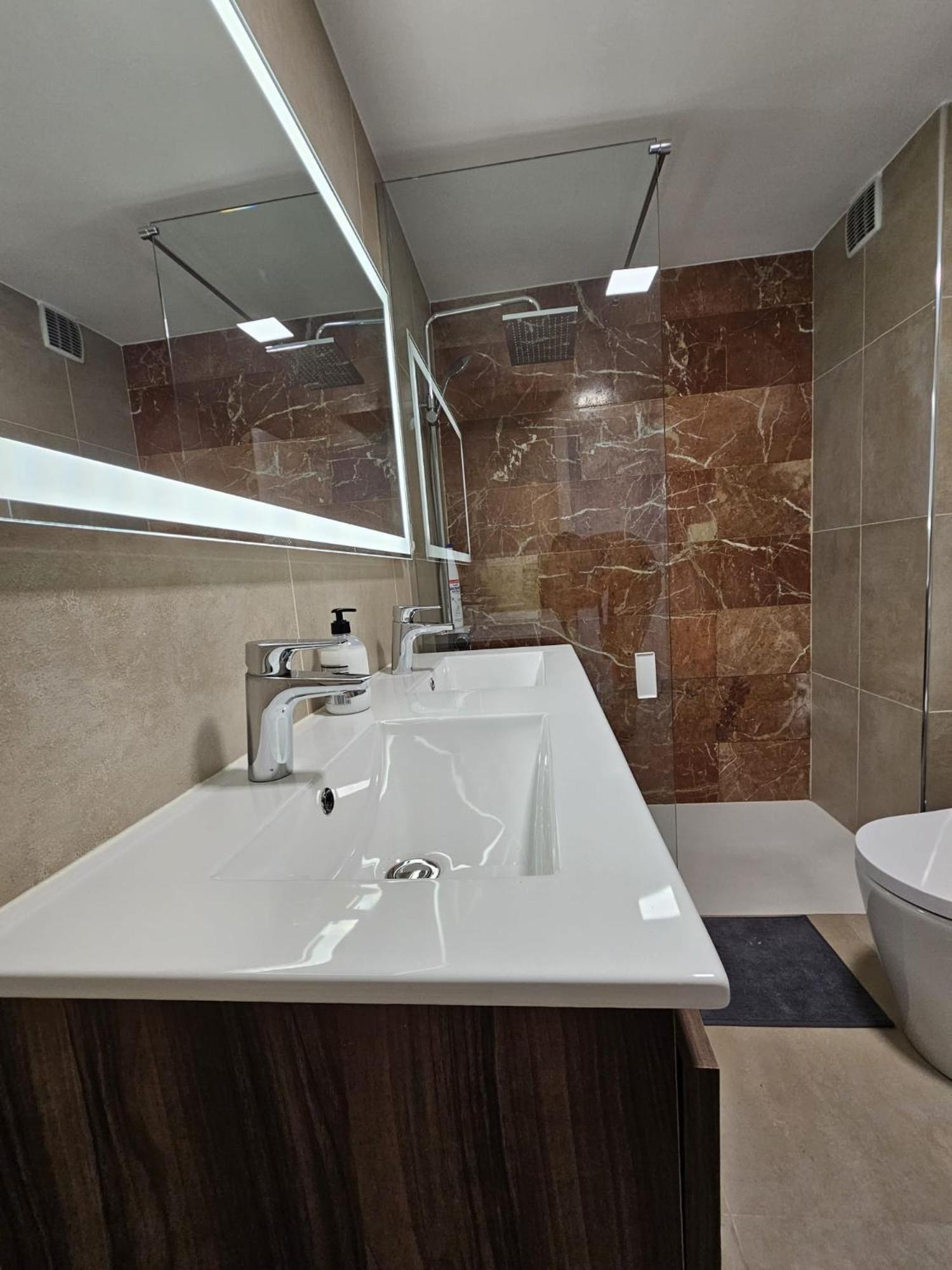 Dinas Koka Apartamento