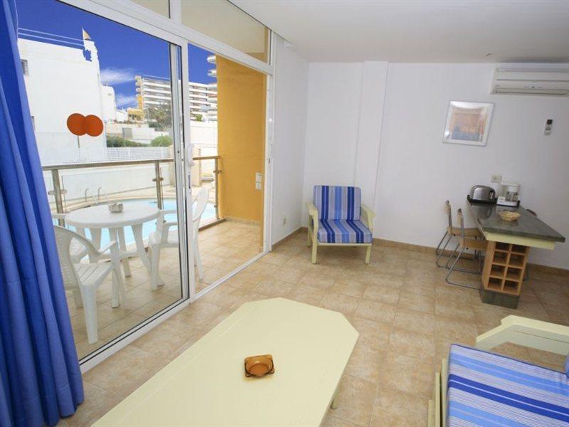 Karina Hotel 2*