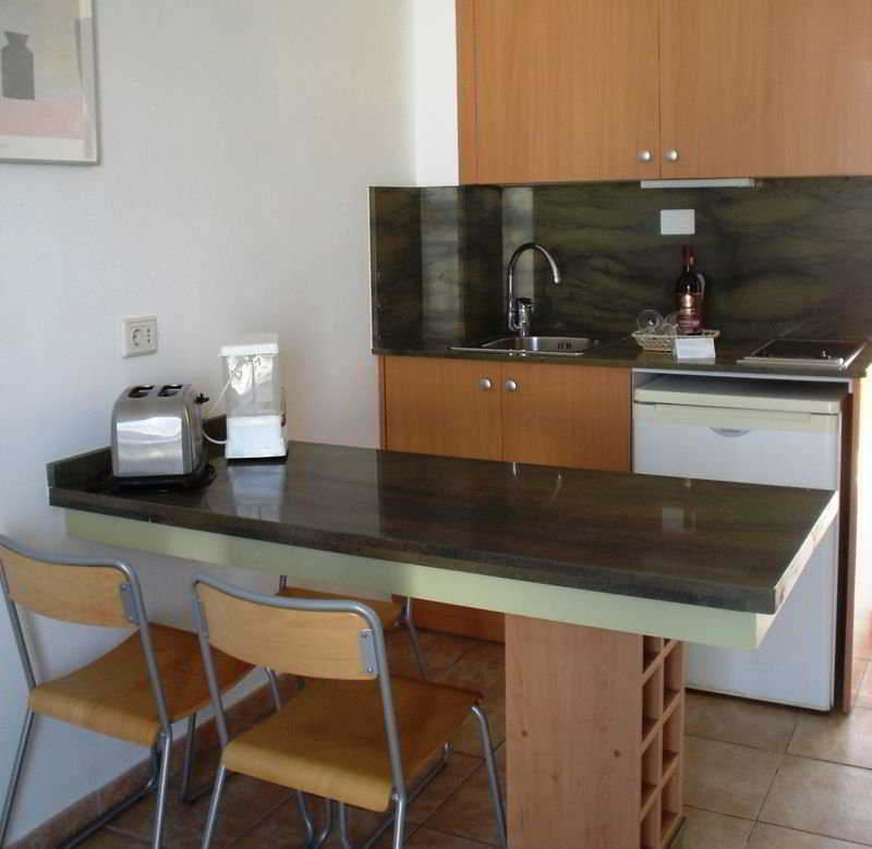 Karina Hotel 2*