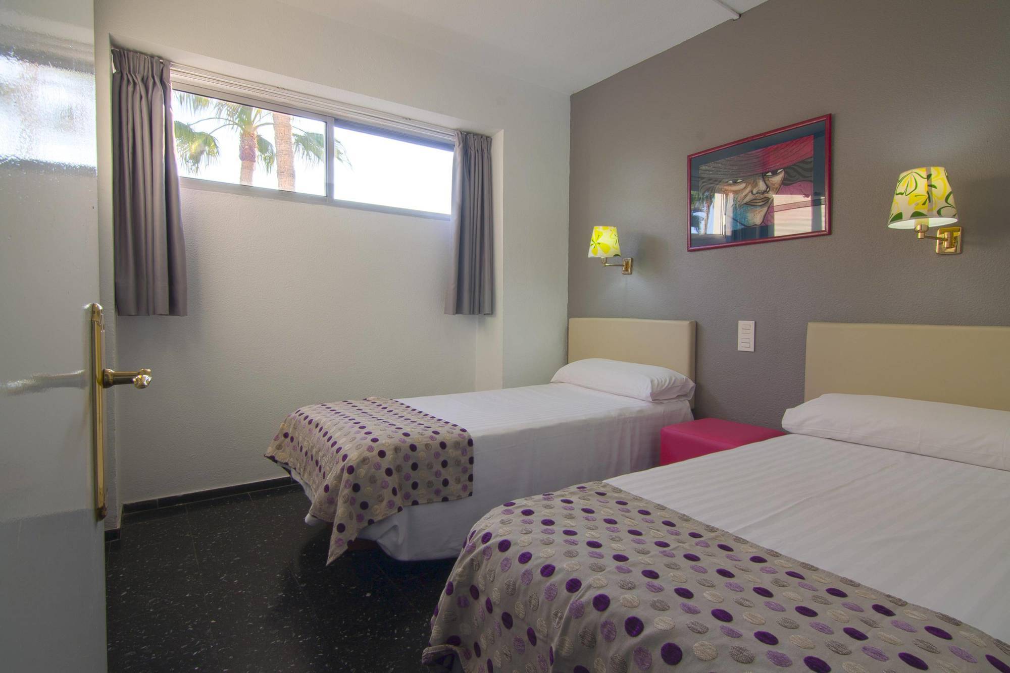 Apartment Blanca *