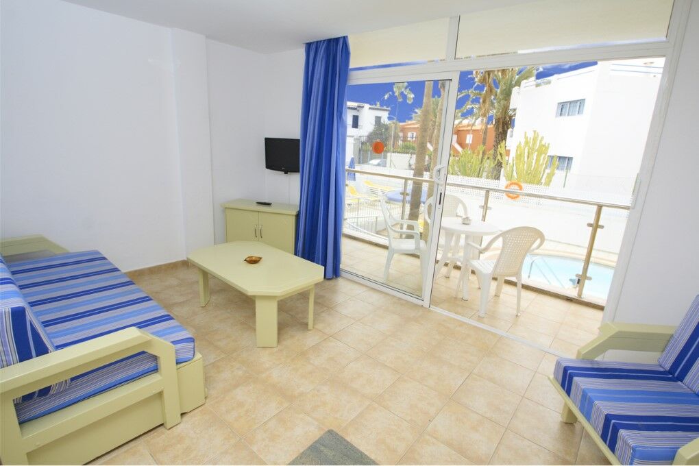 Karina Hotel