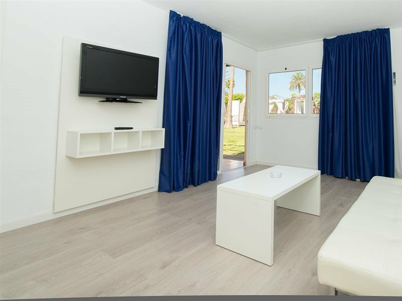 Sunny Village Apartment
