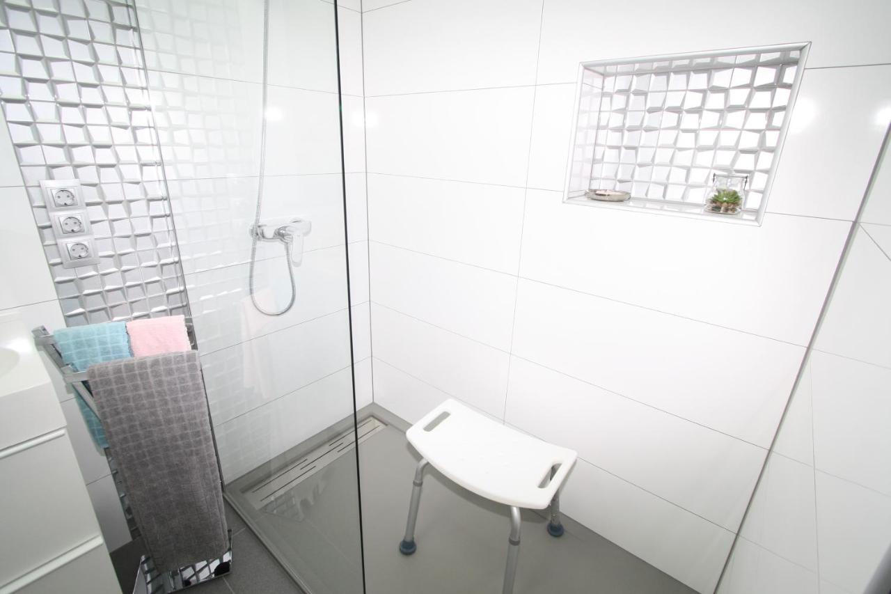 Fantastic With Sea Views Apartment