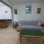 Full Flats And Rooms With Shared Toilet Wifi Free San Fernando