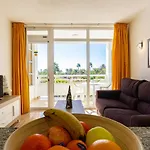 Seaview Friendly Holiday Home 5