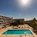 Seaview Friendly Holiday Home 4