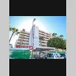 Yumbo Beach Apartment Perfect Location Free Fast Wifi