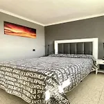 Traumhafte Wohnung Mit Panoramablick Und Pool