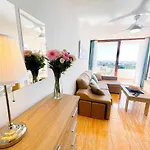 Blue Ocean Holiday Home