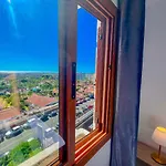 Blue Ocean Holiday Home