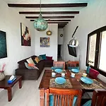 Panoramic Ocean View Apartment