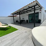 Agradable Bungalow Con Piscina