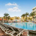 Golden Sands Pool Apartment