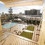 Fantastic Apartment With Sea Views