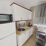 Vanilla Milkshake Apartment
