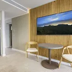 Relaxia Beverly Suites