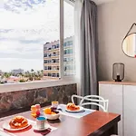 Apartamento Con Piscina Y Aire Acondicionado
