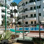 Canarian Havaii En Faluas