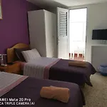 Satiago-S Private Rooms