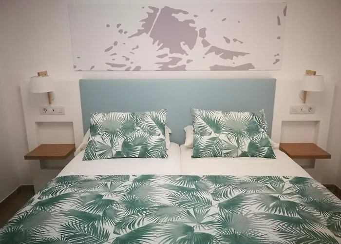 Apartamentos Corona Playa