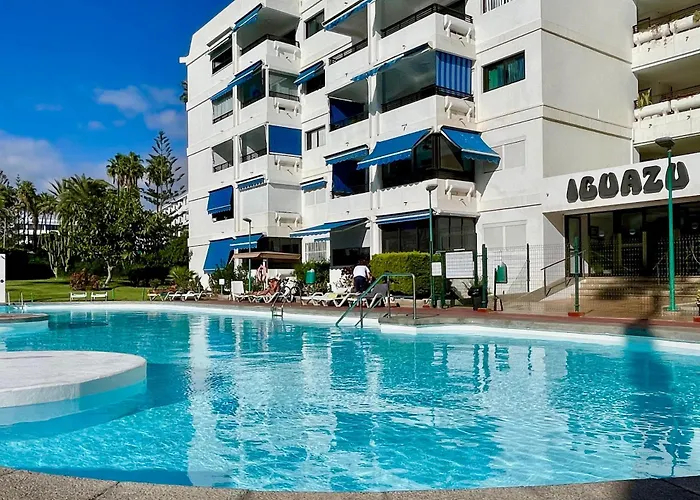 Iguazu I Yumbo Third Floor Apartment
