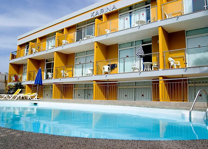 Apartamentos Karina