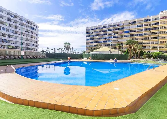 Apartamento Con Piscina Y Aire Acondicionado